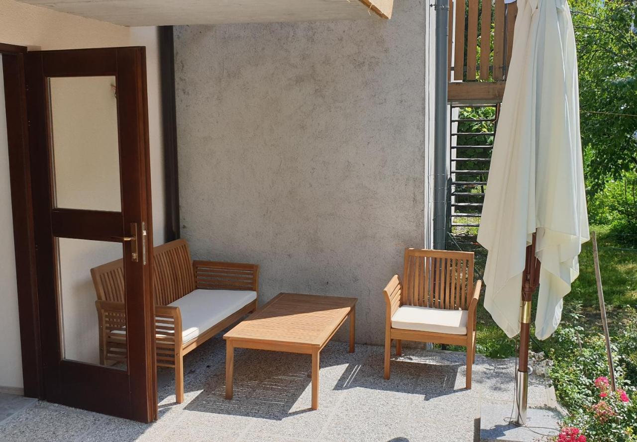Apartmaji Vitez Apartma 1 โบเว็ก ภายนอก รูปภาพ